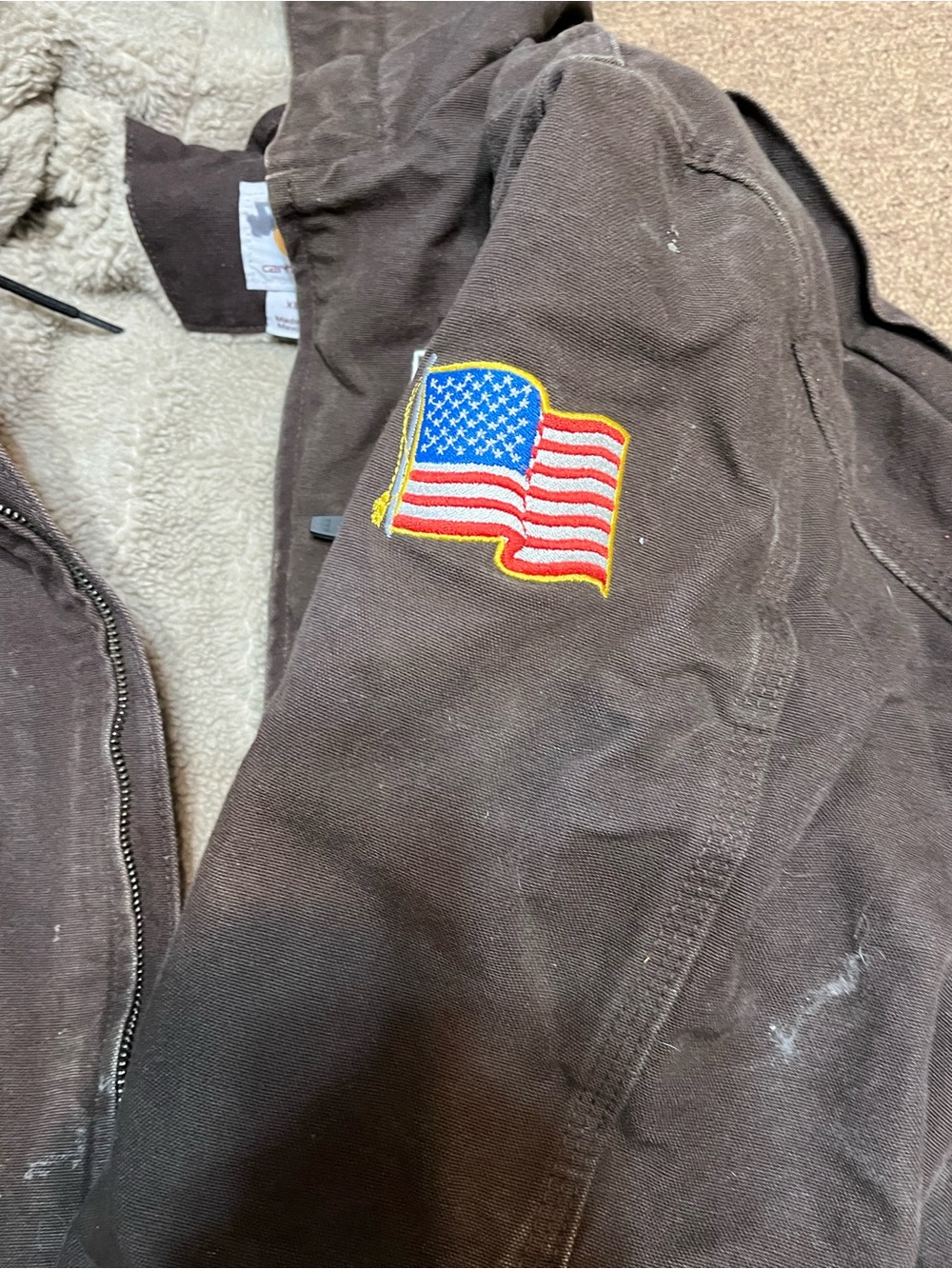 Carhartt coat Sierra Duck coat sherpa lined American flag patch size XL - Picture 6 of 11